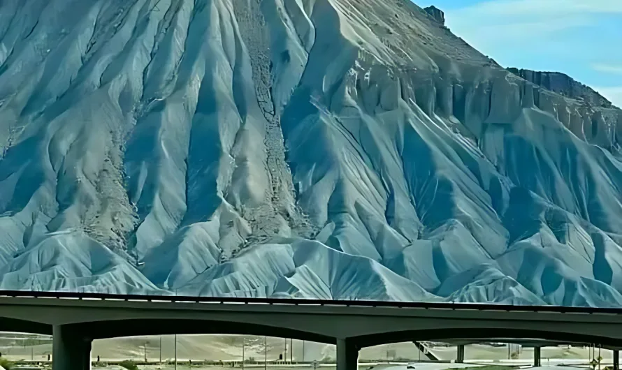 Journey to Palisade, Colorado: The Majestic Book Cliffs Along I-70