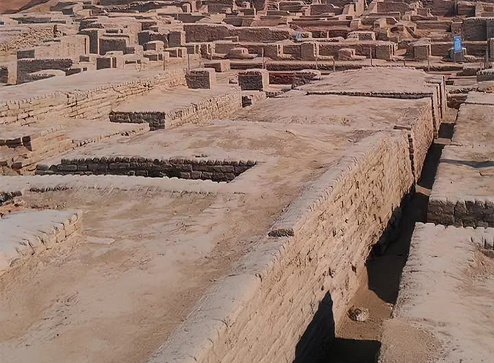 Mohenjo-Daro: A Marvel of Harappan Urban Ingenuity