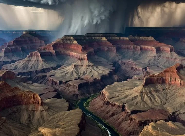 Journey into the Earth: An Unforgettable Visit to Grand Canyon National Park