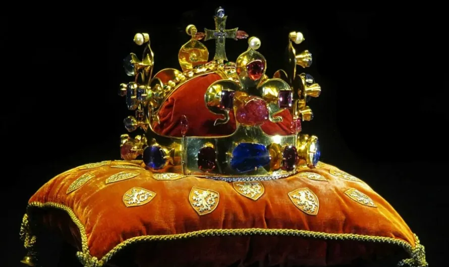 Top 20 Artifacts from the Medieval Period