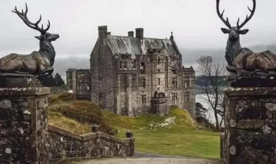 The Timeless Tale of Duntrune Castle: A Journey Through History and Hauntings