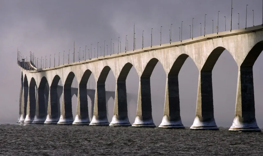 Confederation Bridge: A Canadian Engineering Marvel Connecting Provinces and People