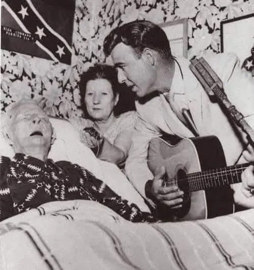 The Last Confederate Soldier and the Ballad Singer: The True Story Behind a Poignant American Legend