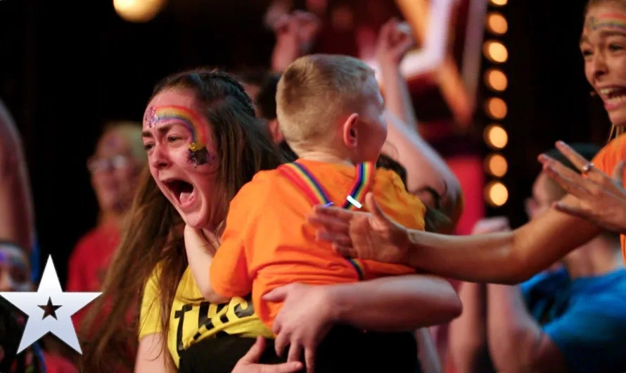 GOLDEN BUZZER! Sign Along With Us put on the GREATEST show!